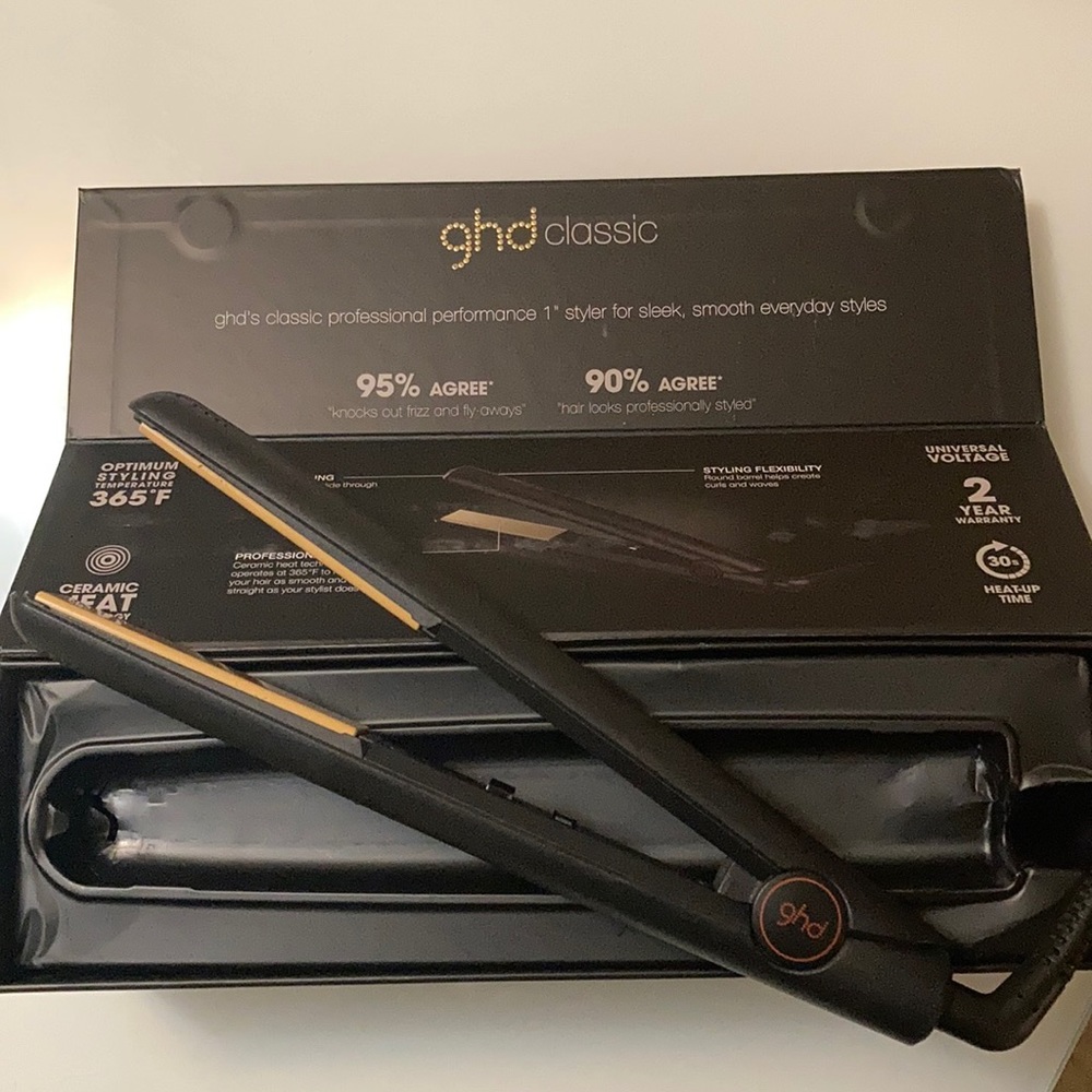 GHD CLASSIC NEVER USED